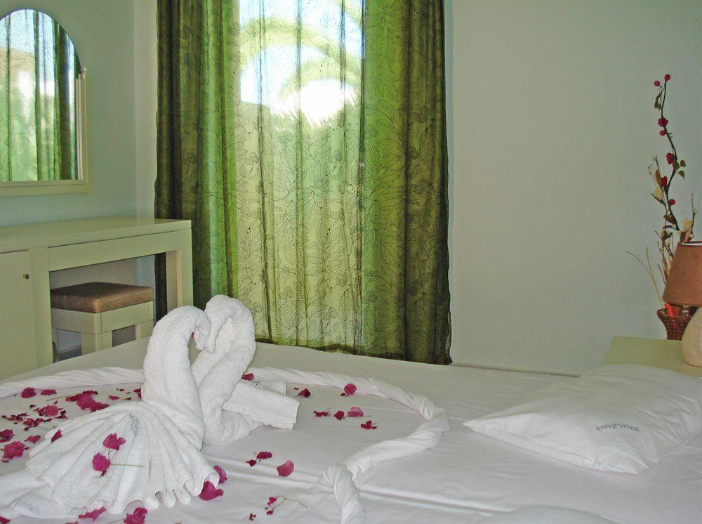 Silver Beach Hotel Paralia Kourna Exterior photo