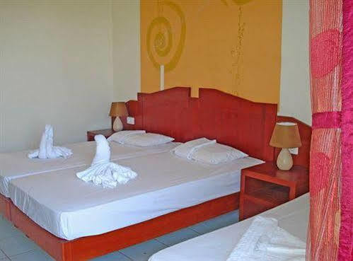 Silver Beach Hotel Paralia Kourna Exterior photo